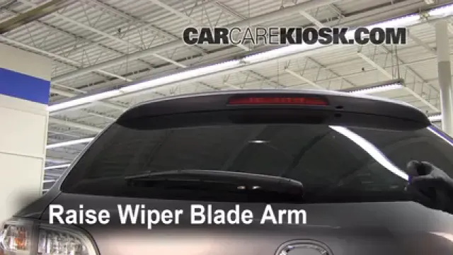 2009 Mazda CX-9 Touring 3.7L V6 Escobillas de limpiaparabrisas trasero Cambiar escobillas de limpiaparabrisas